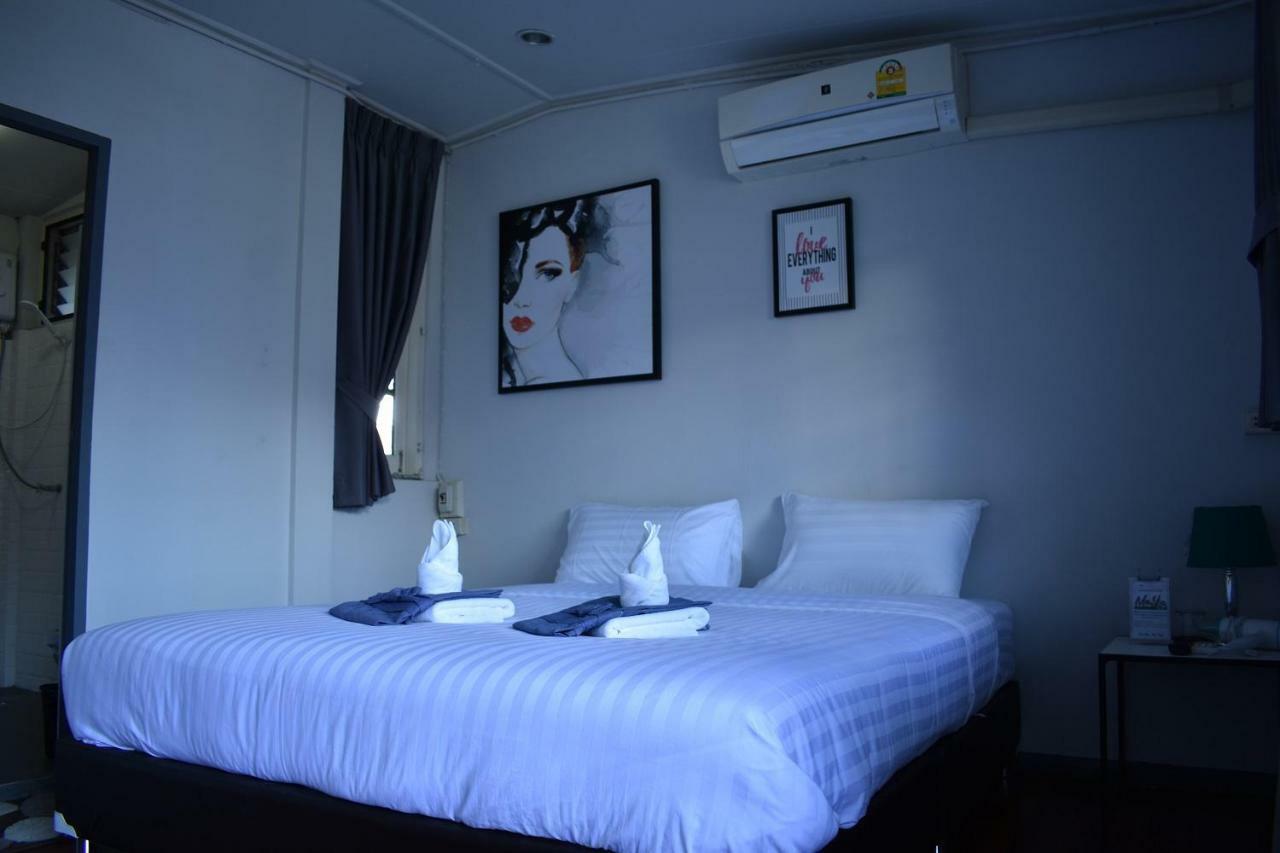 Maya Bed And Food Hostel Chiang Mai Ngoại thất bức ảnh