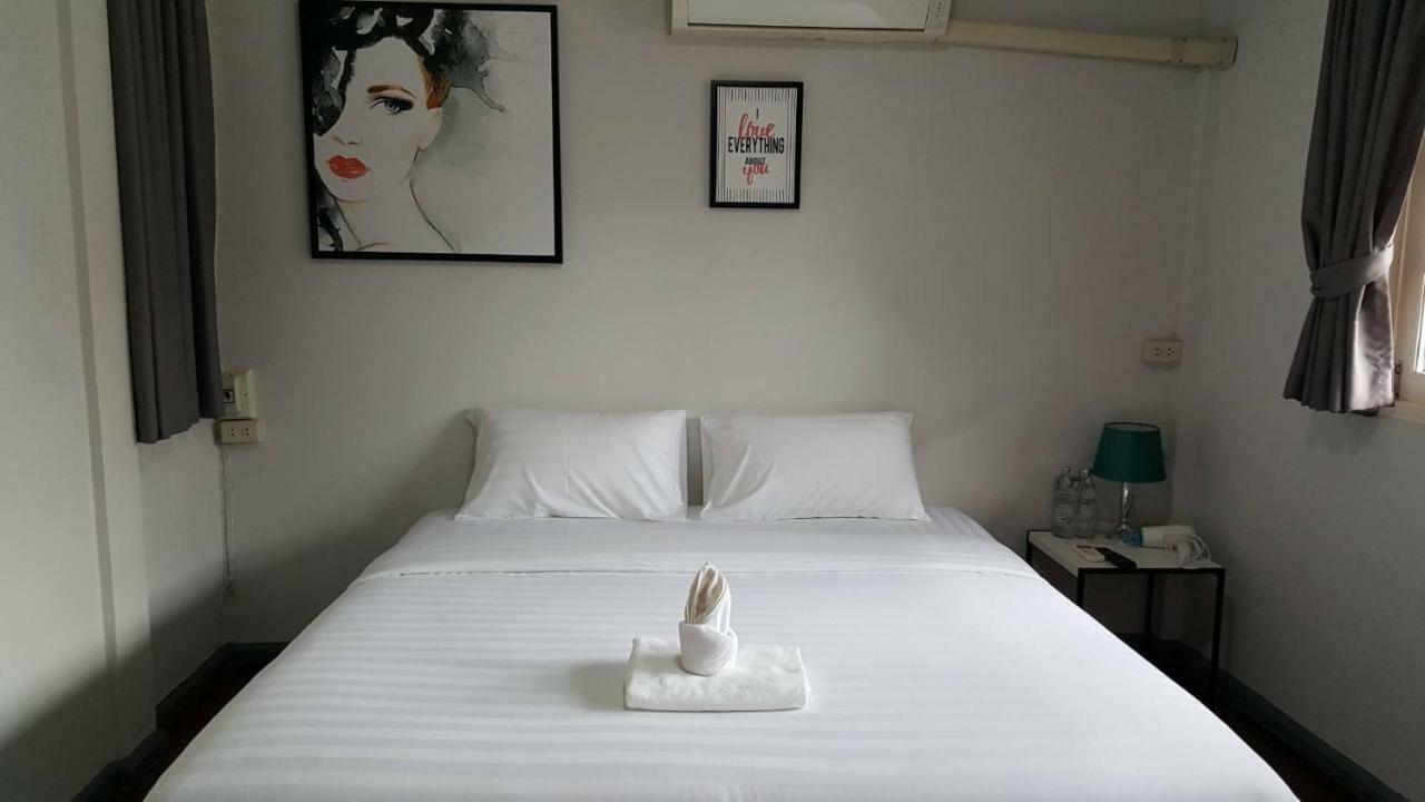 Maya Bed And Food Hostel Chiang Mai Ngoại thất bức ảnh