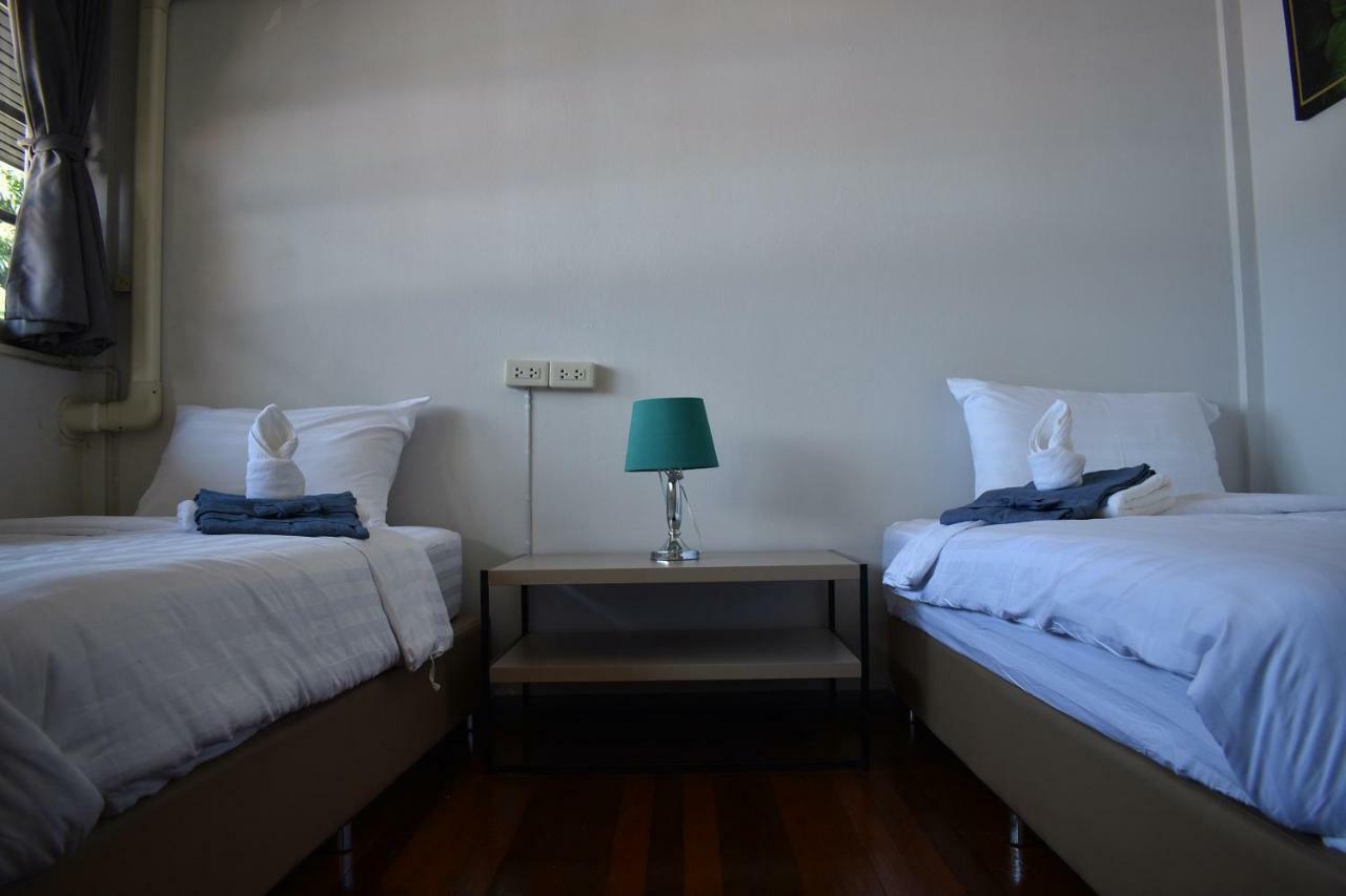 Maya Bed And Food Hostel Chiang Mai Ngoại thất bức ảnh